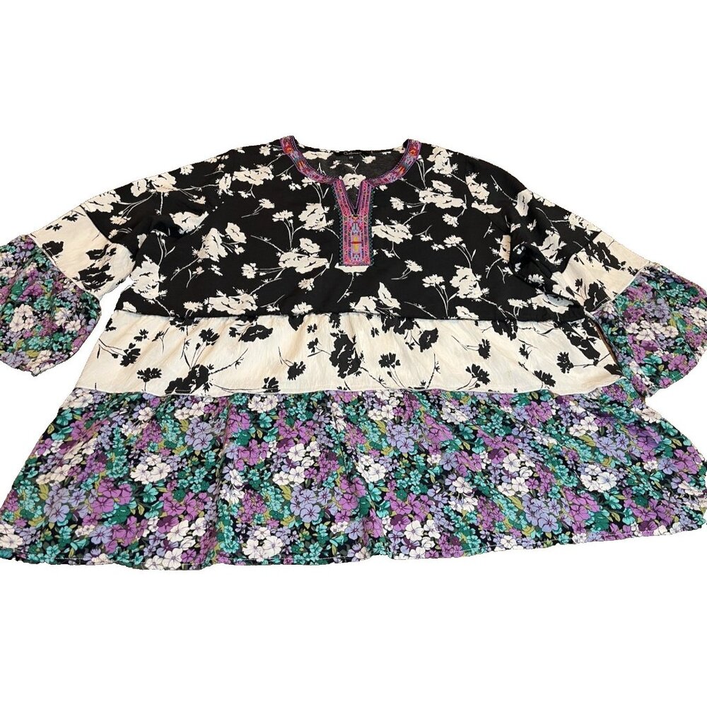 Calessa 3/4 Sleeve Pullover Top Women's 2X Boho Artsy Floral Embroidered